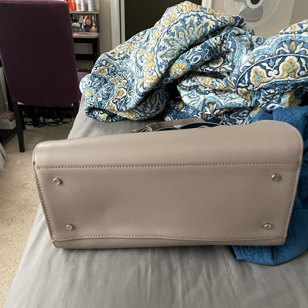 Kate Spade | Magnolia Street Satchel | Mina Gray
Retail $329 - Picture 3 of 6